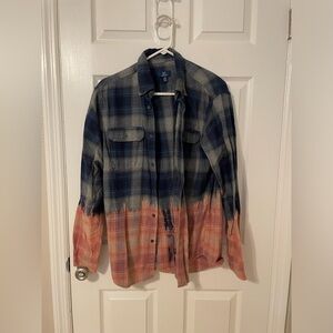 Navy blue, acid washed flannel